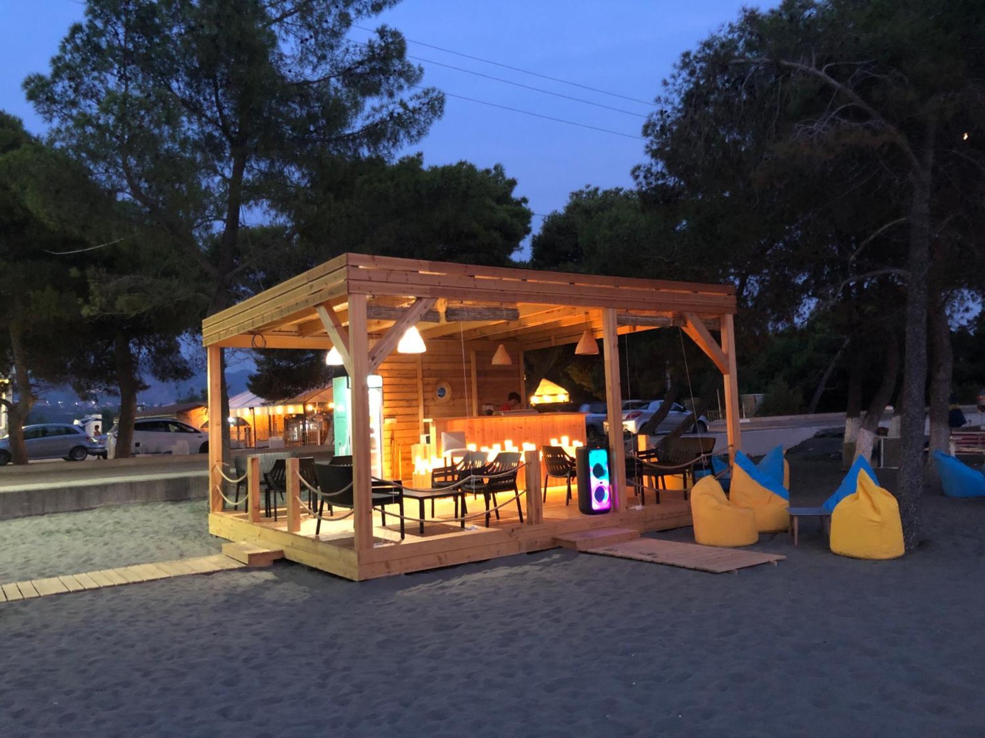 Hotel Sunny Breeze Shëngjin Extérieur photo